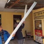 Puluhan Warga dan TNI Bongkar Kantor Polsek Baraka, Ada Apa?